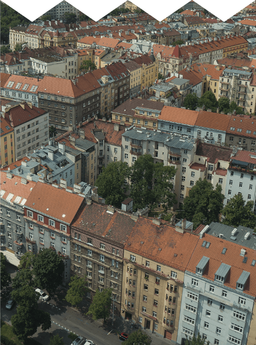 Tradičný blok, moderná architektúra (ilustračná fotka) 